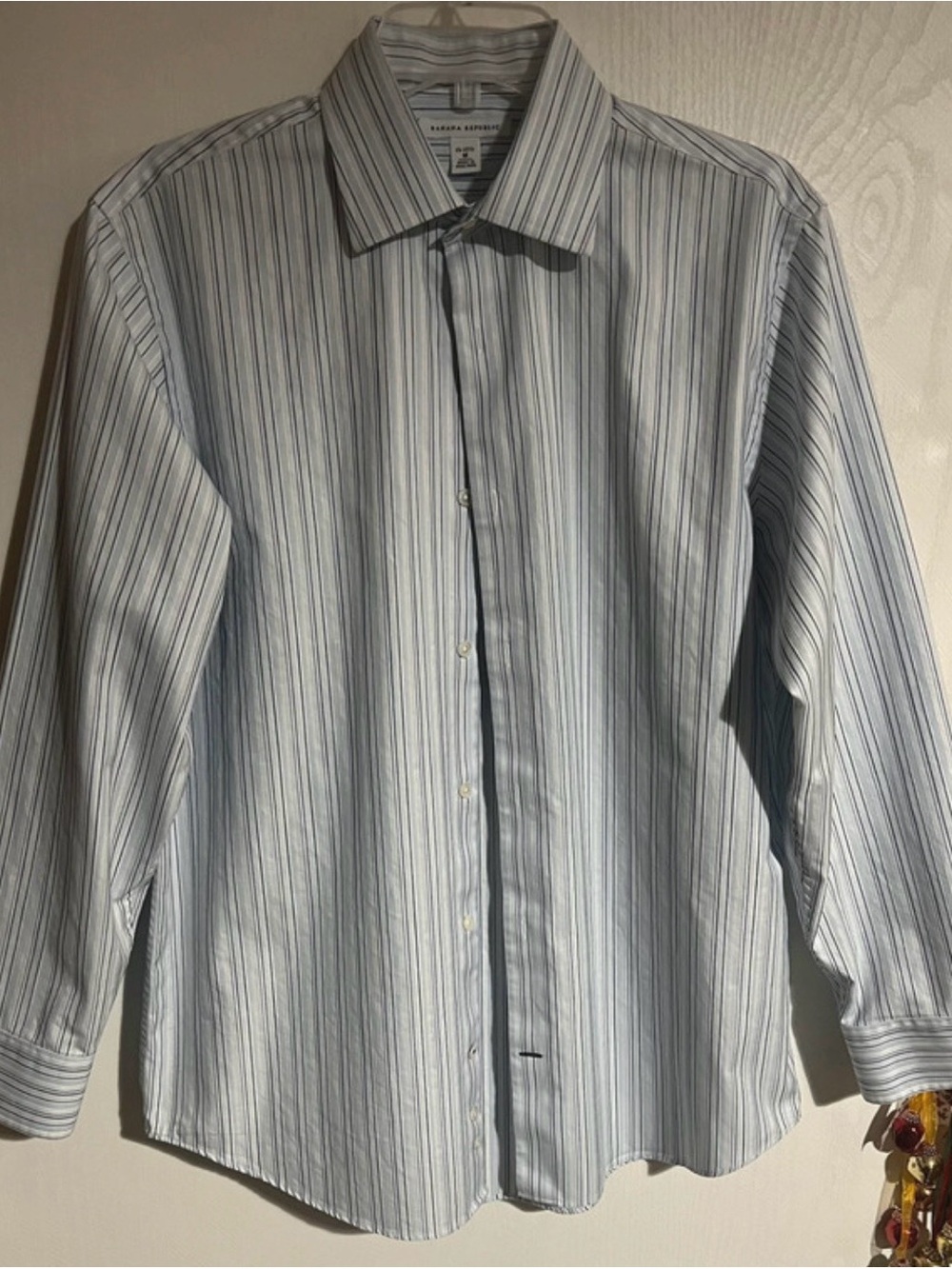Banana Republic Men’s Light Blue and White Multi-Stripe Dress Shirt